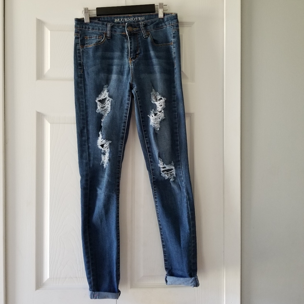 👖BLUENOTES  DISTRESSED STYLE SKINNY JEANS
